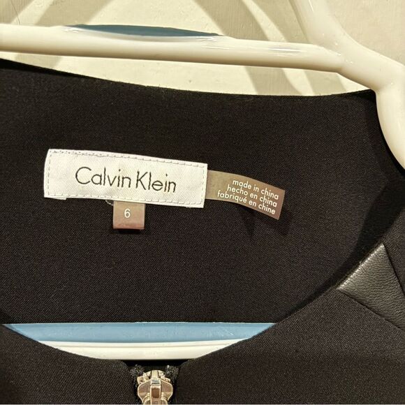 Calvin Klein Black Zip Up Mixed Media Blazer Size 6 - Picture 3 of 6